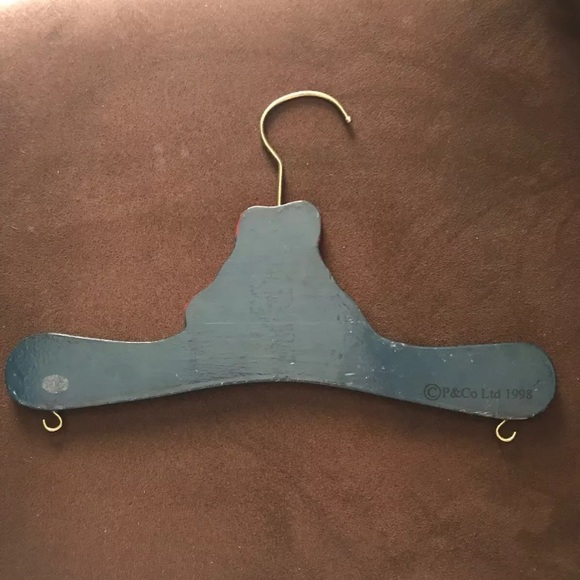 1998 Peddington kids wood hanger - Picture 3 of 4